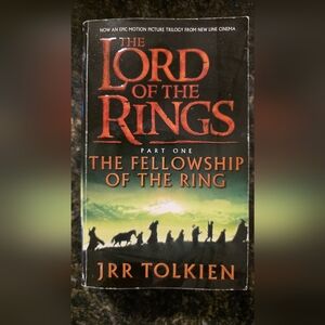 💥4 for $25💥 Lord Of The Rings - The Fellowship Of The Ring By JRR Tolkien